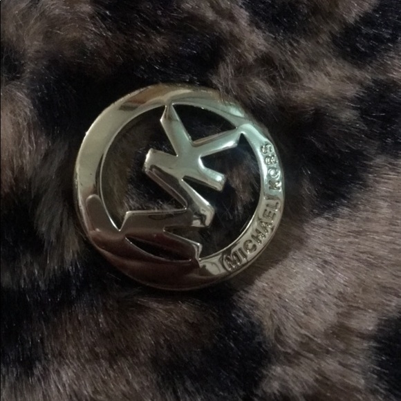 Leopard MK Jet Set Faux-Fur Slippers - Picture 4 of 4